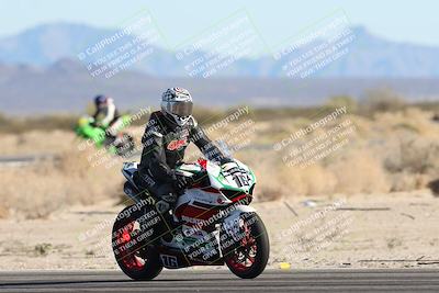 media/Dec-06-2025-CVMA (Sat) [[4a896cc04c]]/Race 8- Formula 40 MW and LW/